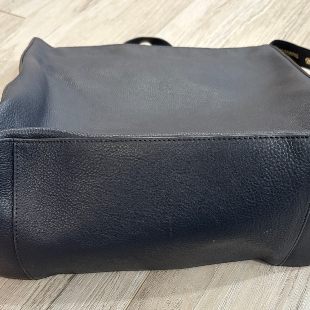 Radley London Westwell Lane Medium Leather Ziptop Backpack - Picture 3 of 10